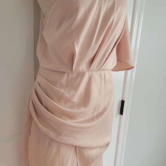 NWT Nyasia One Shoulder Dress M - Picture 4 of 16